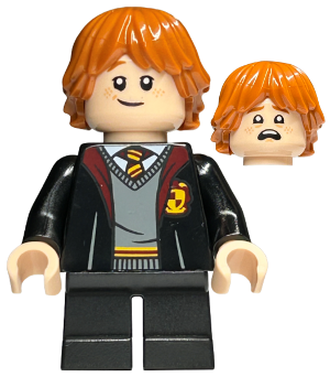 Ron Weasley - Gryffindor Robe, Sweater, Shirt and Tie, Black Short Legs