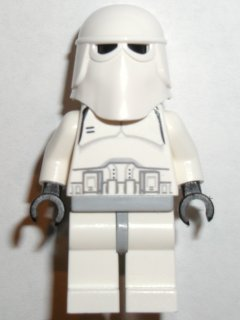 Snowtrooper, Light Bluish Gray Hips, Black Hands (Falcon blue box)