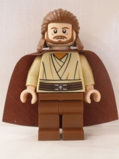 Qui-Gon Jinn - Light Nougat Head, Reddish Brown Legs and Cape